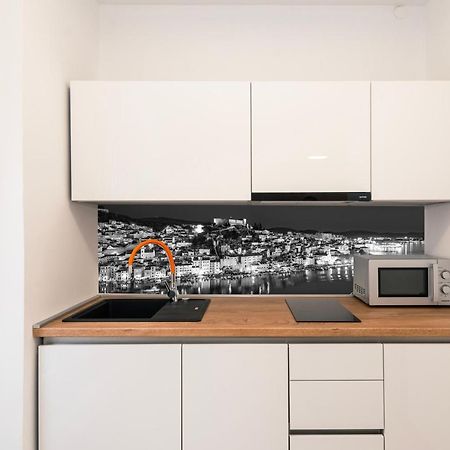 Studio Apartman Max Center Of The Old Town Free Parking Beautiful View Šibenik Eksteriør billede