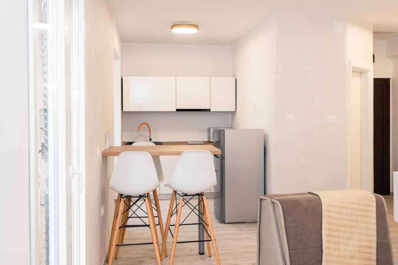 Studio Apartman Max Center Of The Old Town Free Parking Beautiful View Šibenik Eksteriør billede